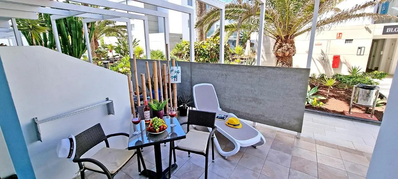 Flora Lägenhet Corralejo Spanien
